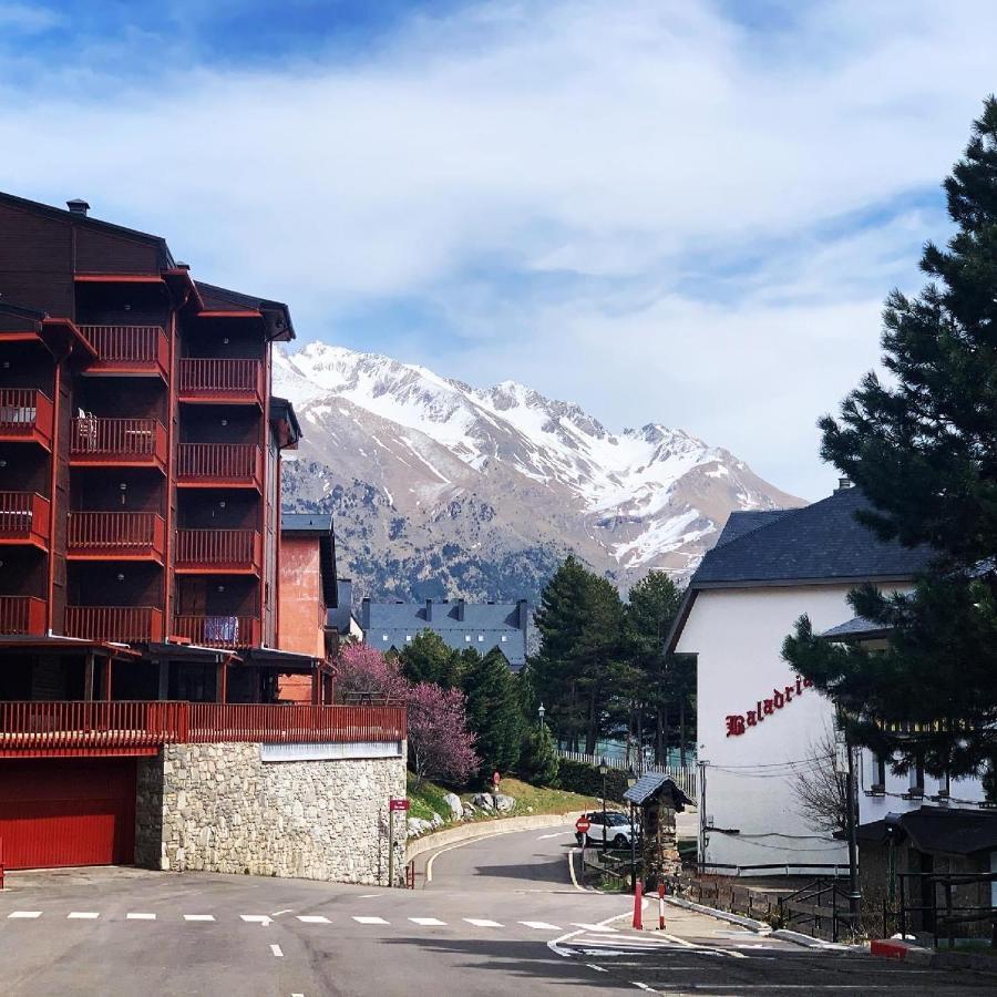 Apartamentos Formigal - Admite Mascotas - Kültér fotó